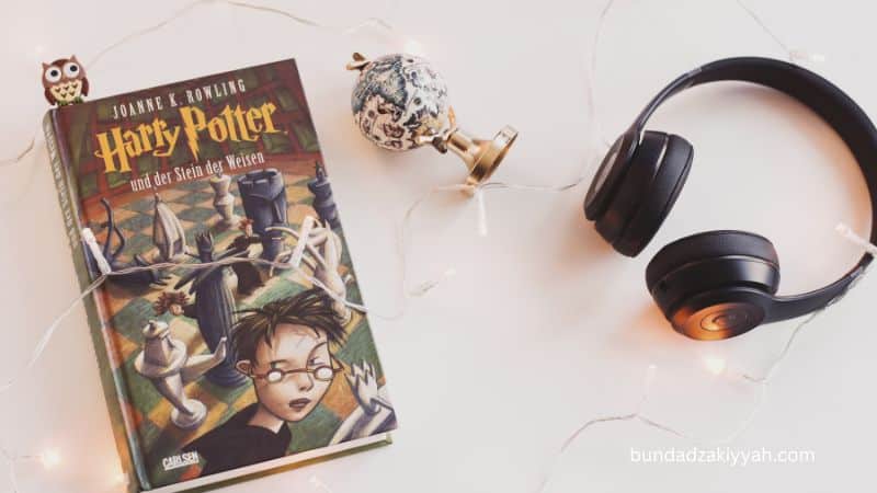 manfaat membaca novel action